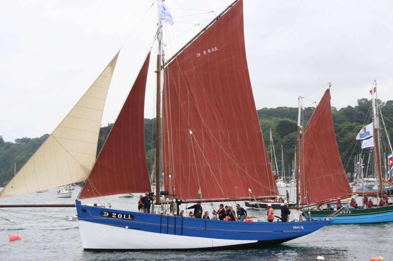 BOTOÙ KOAD, maison 2 ÉTOILES, WIFI gratuite, la MER, boulangerie, marché quotidien à 100 pas Douarnenez Esterno foto